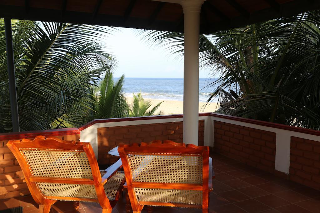 Lonely Beach Resort Тангалла Номер фото